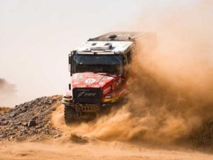 ALES LOPRAIS SE LLEVO LA VICTORIA EN CAMIONES