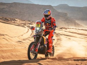 LUCIANO BENAVIDES RECUPERO EL LIDERAZGO EN MOTOS