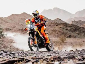 LUCIANO BENAVIDES SE COMPLICO Y PERDIO EL LIDERAZGO EN LA GENERAL