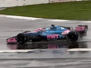 EL ALPINE A526 GIRA POR PRIMERA VEZ EN SILVERSTONE 