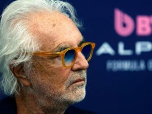 FLAVIO BRIATORE EL GRAN RESPONSABLE DEL MOTOR MERCEDES EN ALPINE