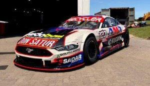 FADEL MEMO CORSE PRUEBA EL MUSTANG DE NICANOR SANTILLI PAZOS