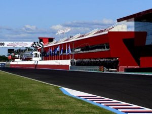 TERMAS DE RIO HONDO RECIBIRA AL TC CON VARIANTES EN EL TRAZADO