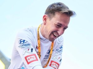 NESTOR GIROLAMI SE SUMA AL TCR SOUTHAMERICA